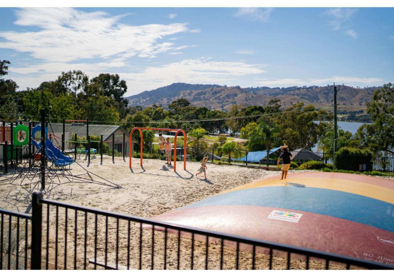 Discovery Parks - Lake Hume, New South Wales Bagian luar foto